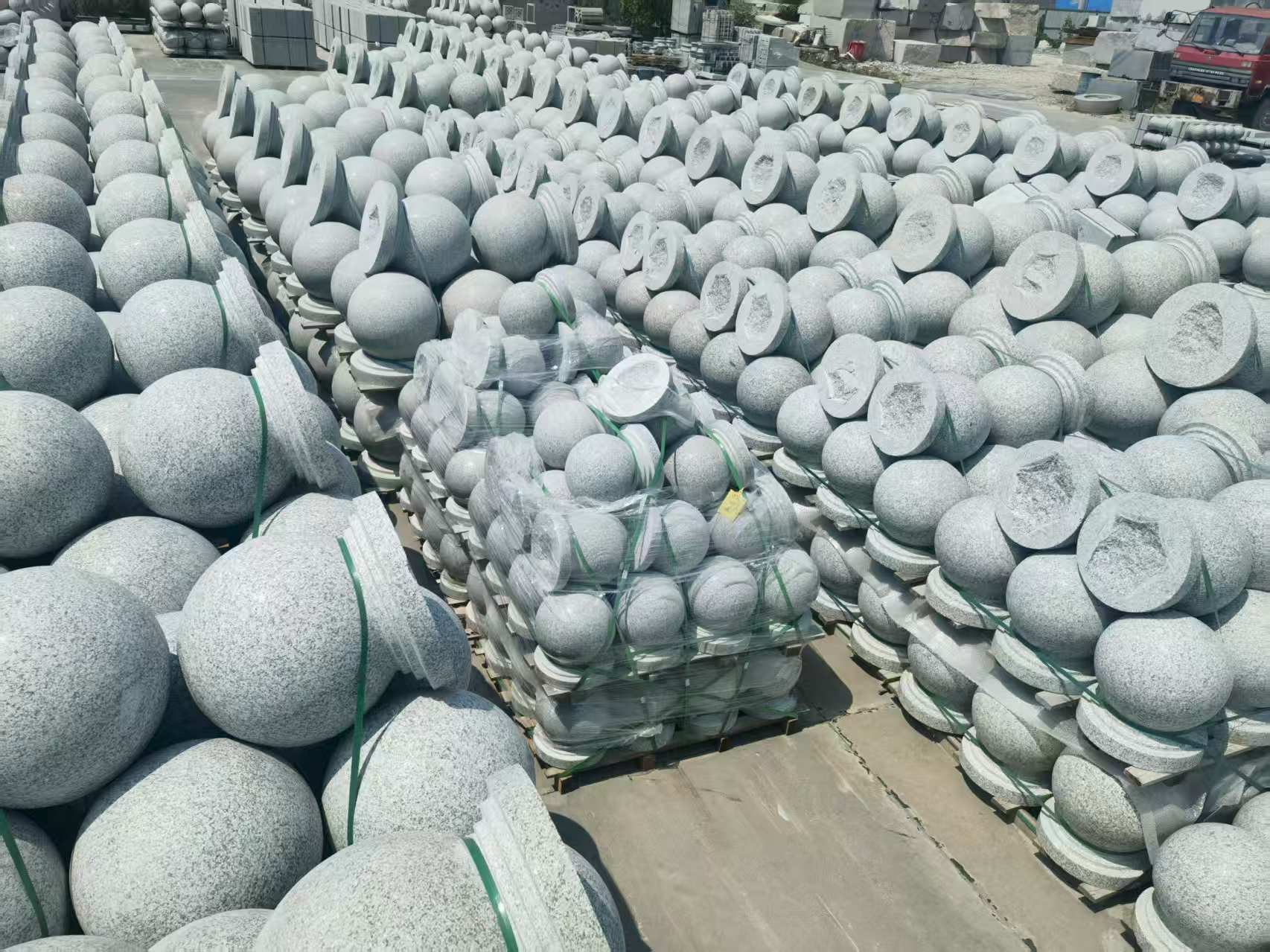 齐齐哈尔 花岗岩实心圆球，石球，挡车球，挡车石，车止石，路障石。