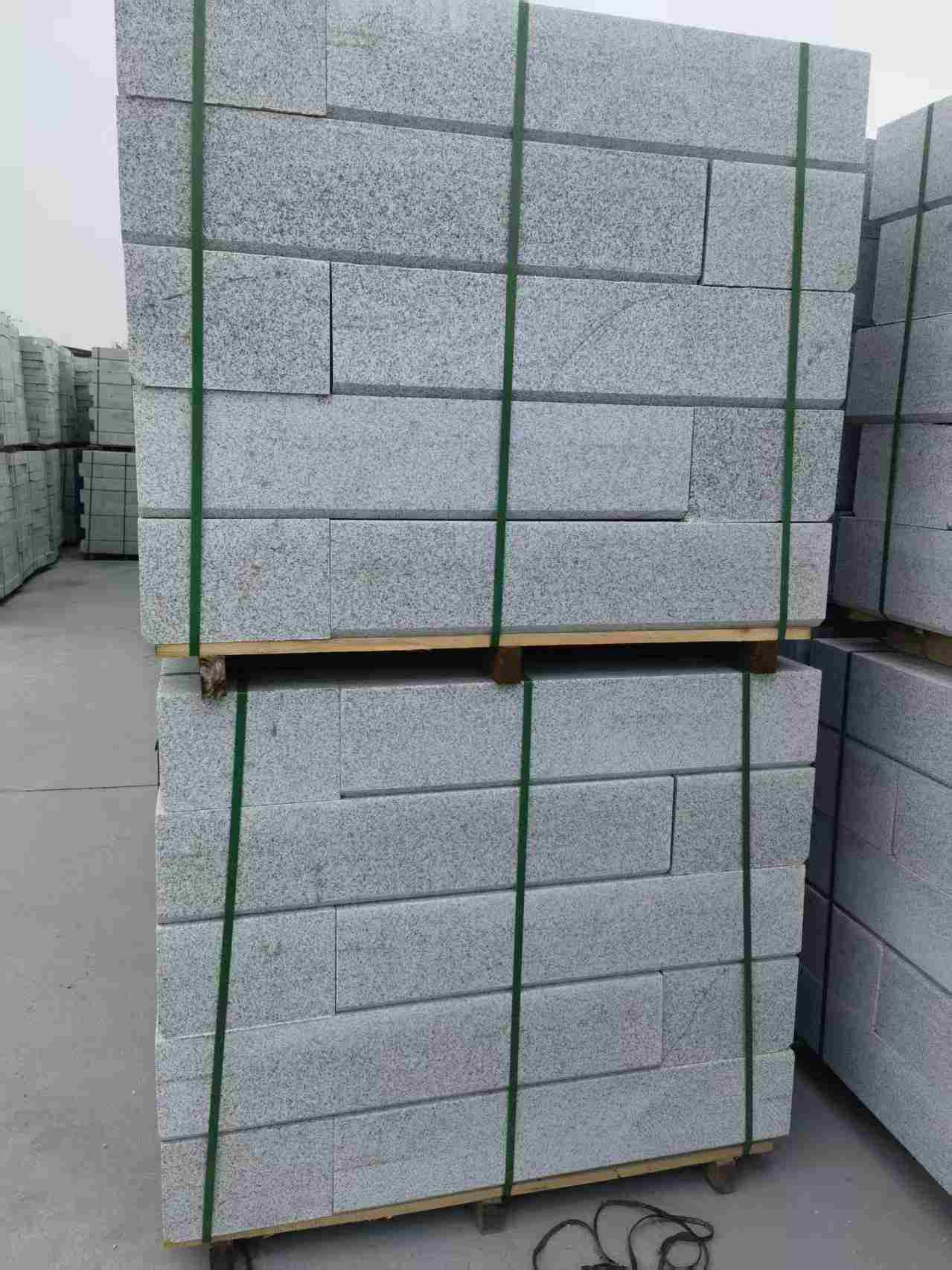 齐齐哈尔芝麻白路沿石