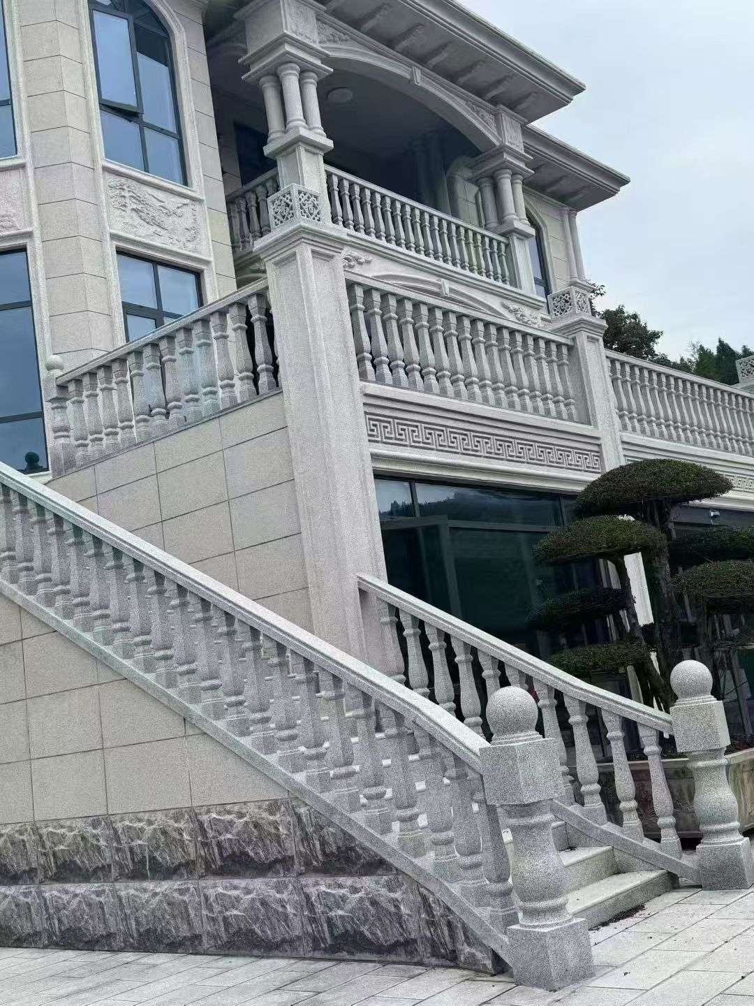 齐齐哈尔 芝麻白别墅，栏杆