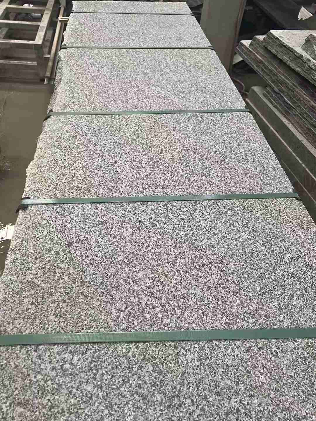 齐齐哈尔 芝麻黑火烧面