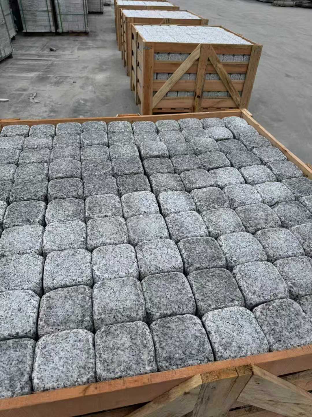 齐齐哈尔 园林景观滚石