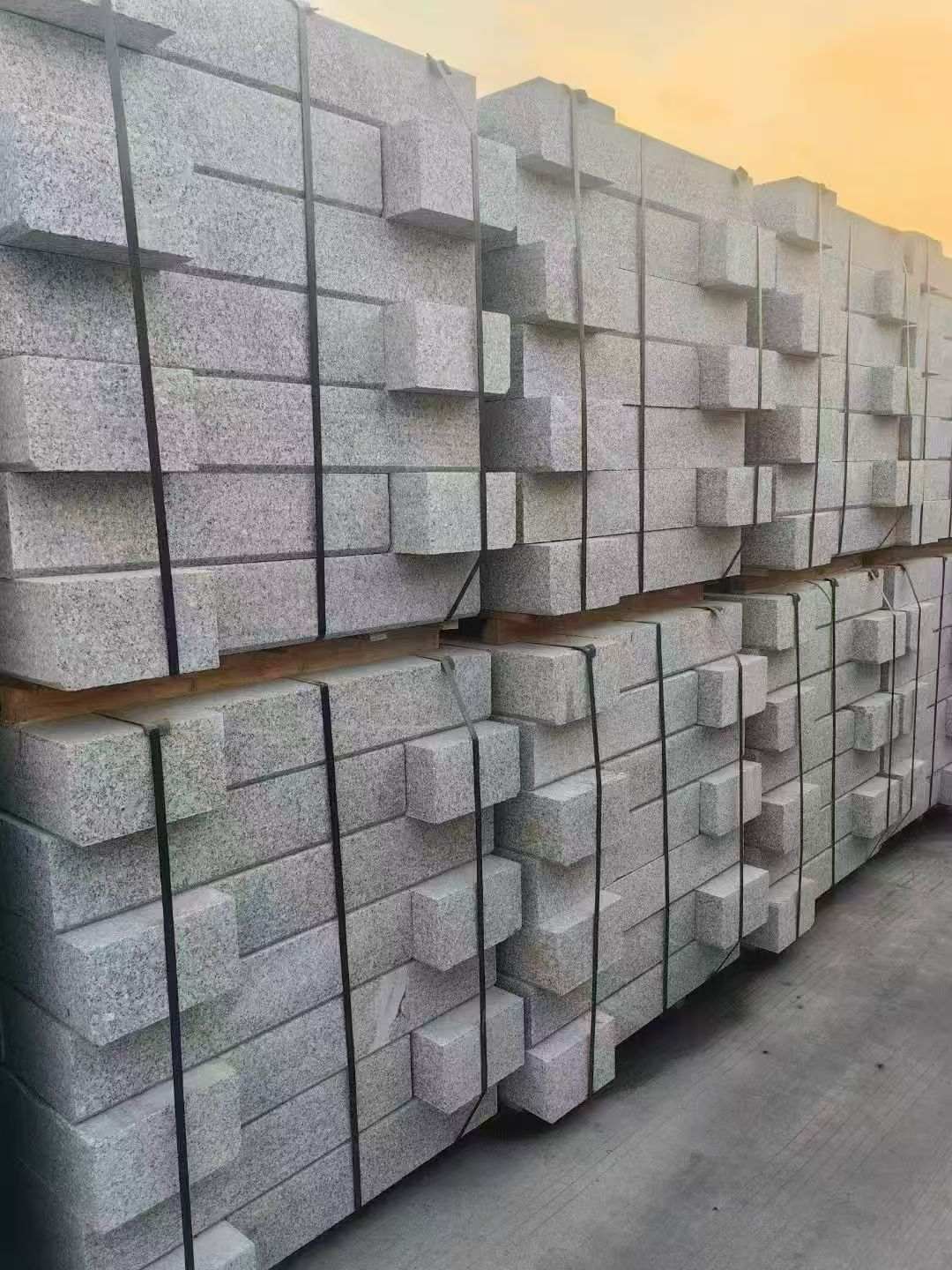 齐齐哈尔 芝麻白路沿石